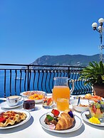 Hotel Porto Roca