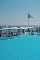 Hotel Porto Roca