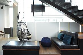 Alt Hotel Toronto Airport