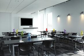 Alt Hotel Toronto Airport