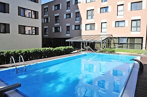 Melrose Apartments 2