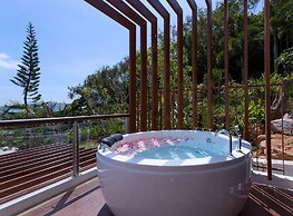 Chalong Chalet Resort & Longstay