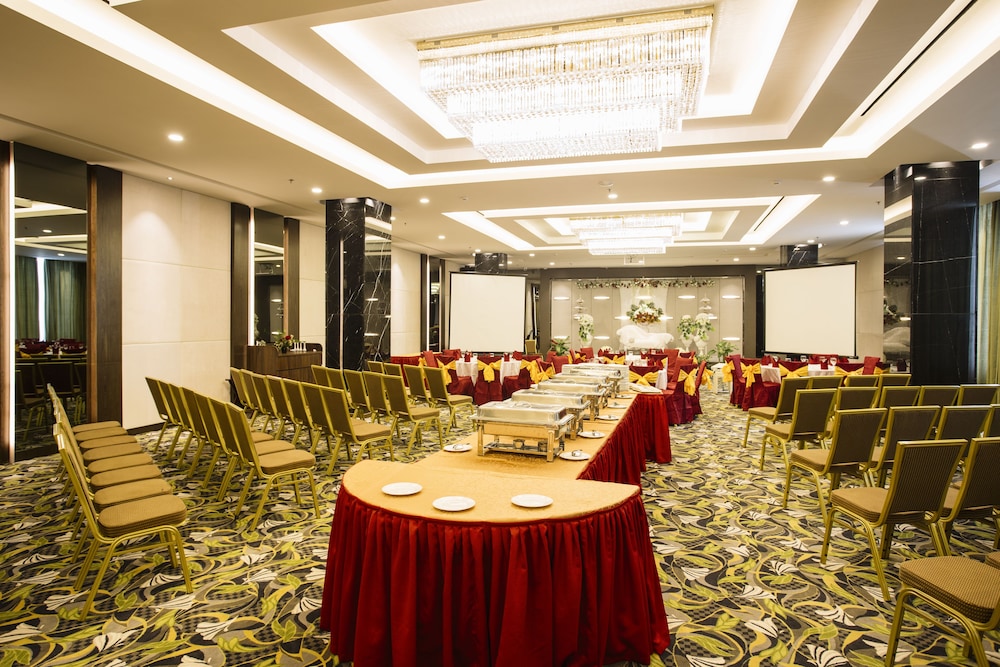 Grand TW Batam Center Hotel & Convention