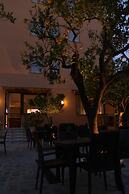 Hotel Leone