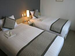 Hamilton Hotel Red