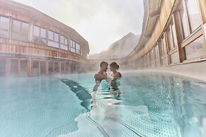 Aqua Dome