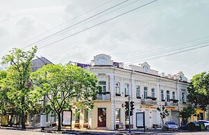 Hotel 52