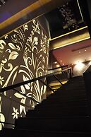 Maya Hotel