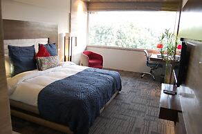 Maya Hotel