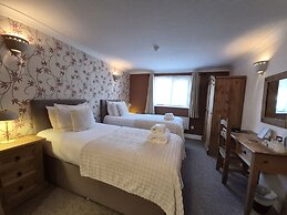 The Heath Inn