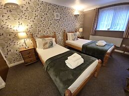 The Heath Inn