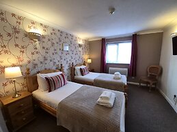The Heath Inn