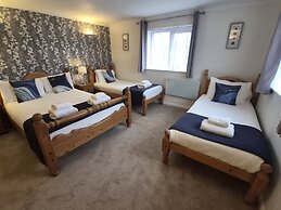 The Heath Inn