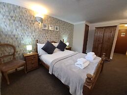The Heath Inn