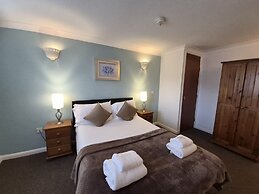 The Heath Inn