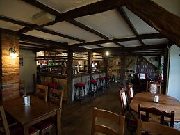 The Heath Inn