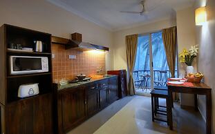 TreeHouse Blue Hotel & Serviced Apartments