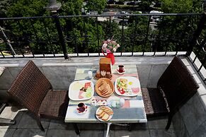 Sea House Suites