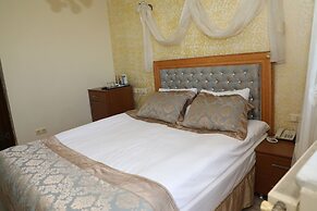 Sea House Suites