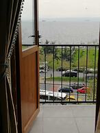 Sea House Suites