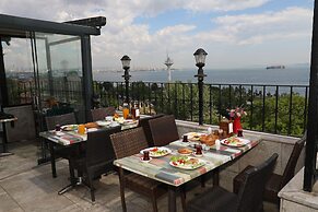 Sea House Suites