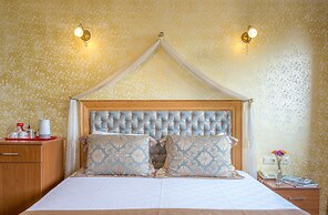 Sea House Suites
