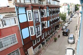 Sea House Suites