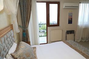Sea House Suites
