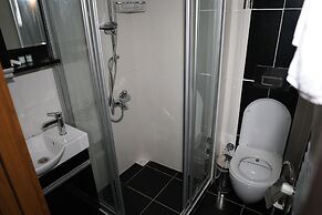 Sea House Suites