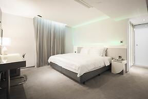 Saual Keh Hotel