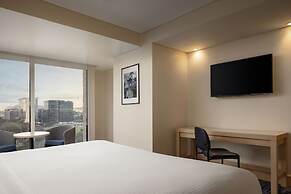 Fairfield by Marriott Bogota Embajada