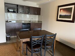 Ramada by Wyndham Creston