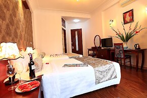 Luxury Hotel