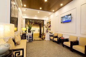 Luxury Hotel