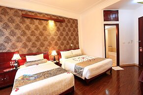 Luxury Hotel