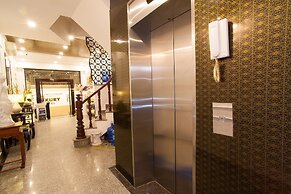 Luxury Hotel