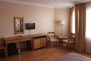 Hotel Rena
