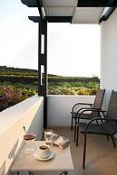 Anthonas Apartments