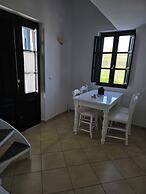 Anthonas Apartments