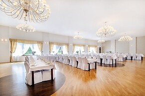 Hotel Trzebnica