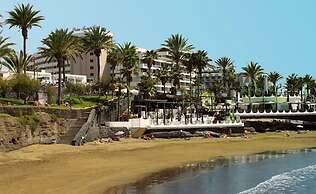 Ona Palm Beach