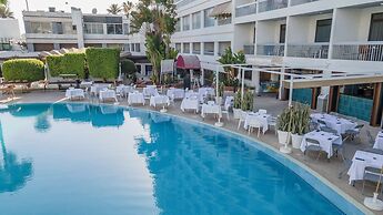 Ona Palm Beach