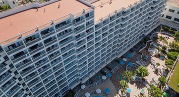 Ona Palm Beach