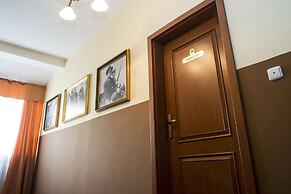 Film Hotel