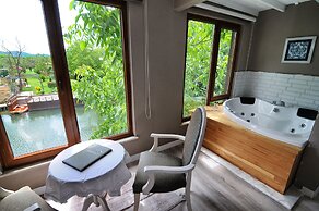 Beyaz Ev Agva - Adults Only