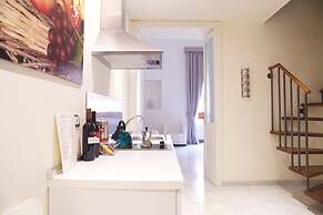 Apollo Suites