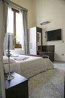 Apollo Suites