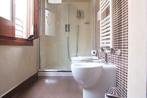 Apollo Suites