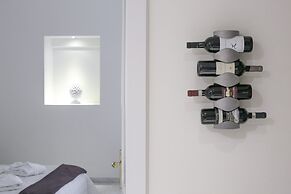 Apollo Suites