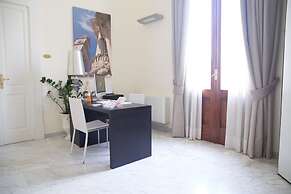 Apollo Suites